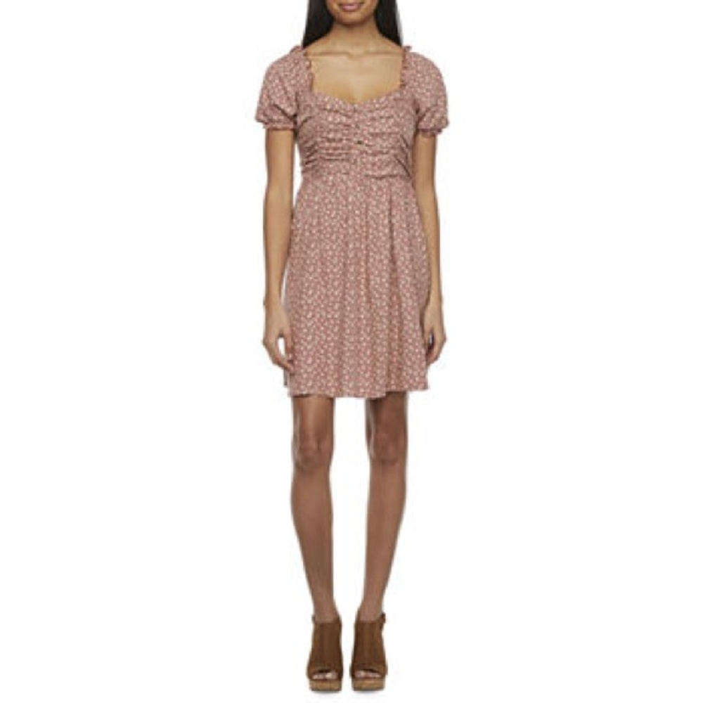 Pink short sleeve floral dress